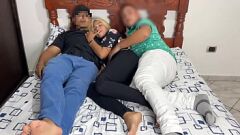 চালান ককোল্ড স্বামী সেরা বন্ধুর সাথে লাতিনা জিএফের পায়ূ নেদোরার বেলেল্লাপনা দেখেন