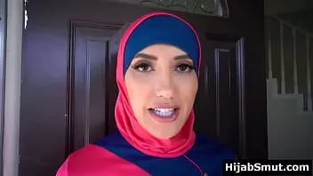 Reproduzir Mulher muçulmana fode proprietário para pagar o aluguel