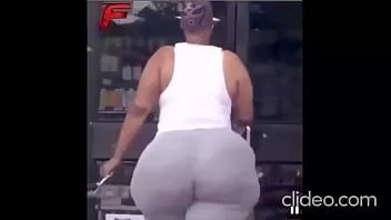 播放 最好的柏战利品 bbws 走连续补偿。