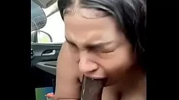 Play Ebony couple having car sex in public