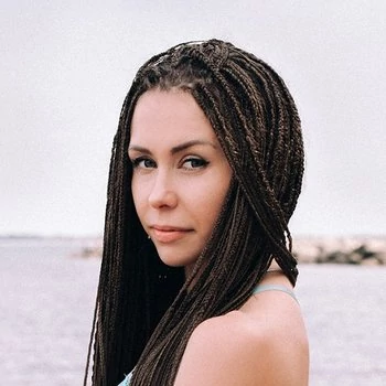 قناة Mia Bandini