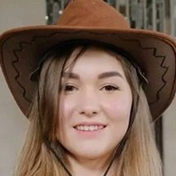 قناة Mia Piper